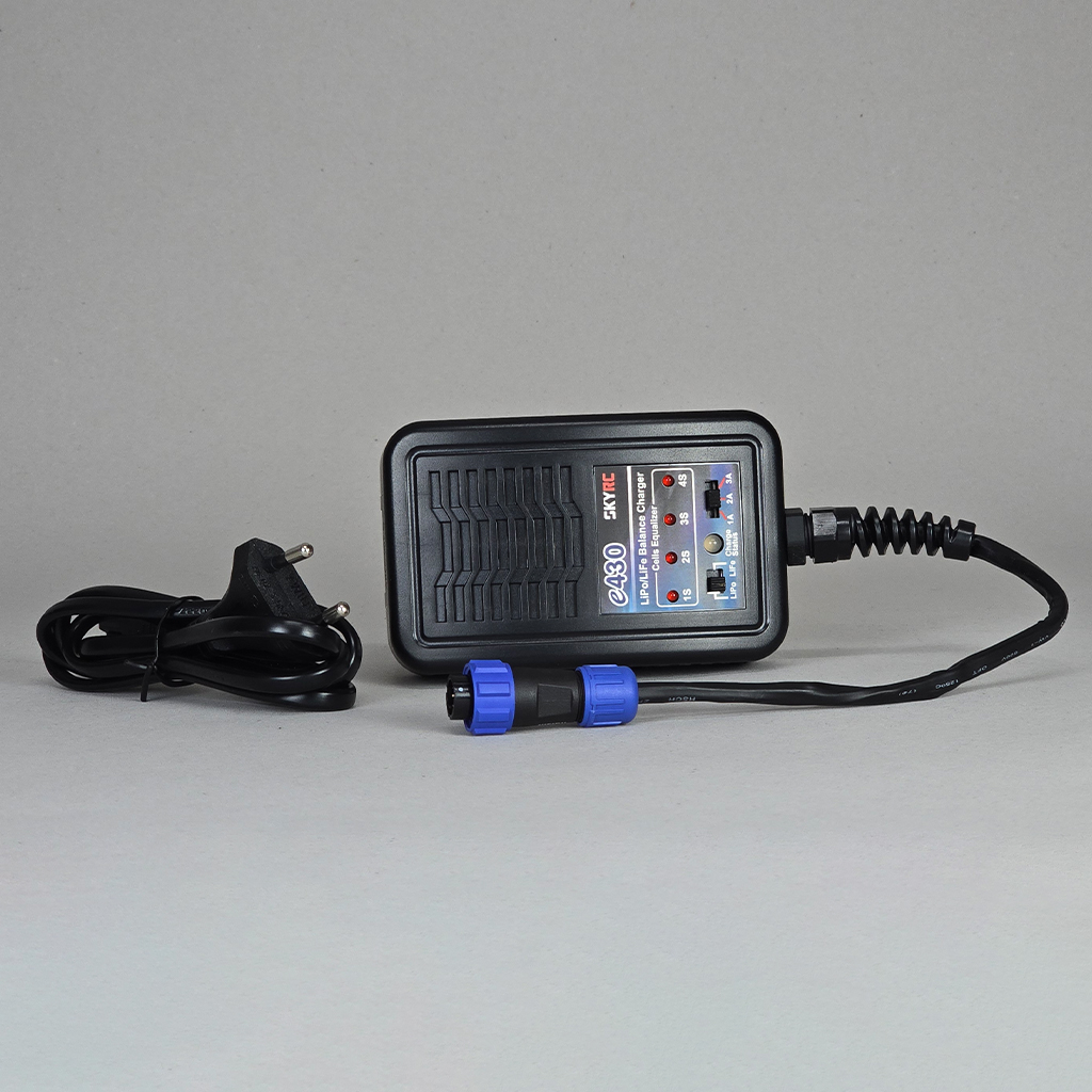 AtomicX-PPM-Package-Contents-Basic-Charger